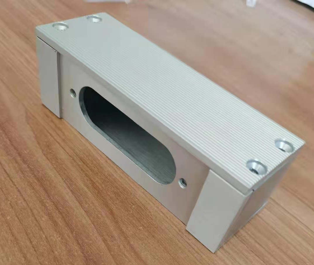 TIANJIN IDEAL IMPORT & EXPORT CO., LTD. – tornillo de acero 1