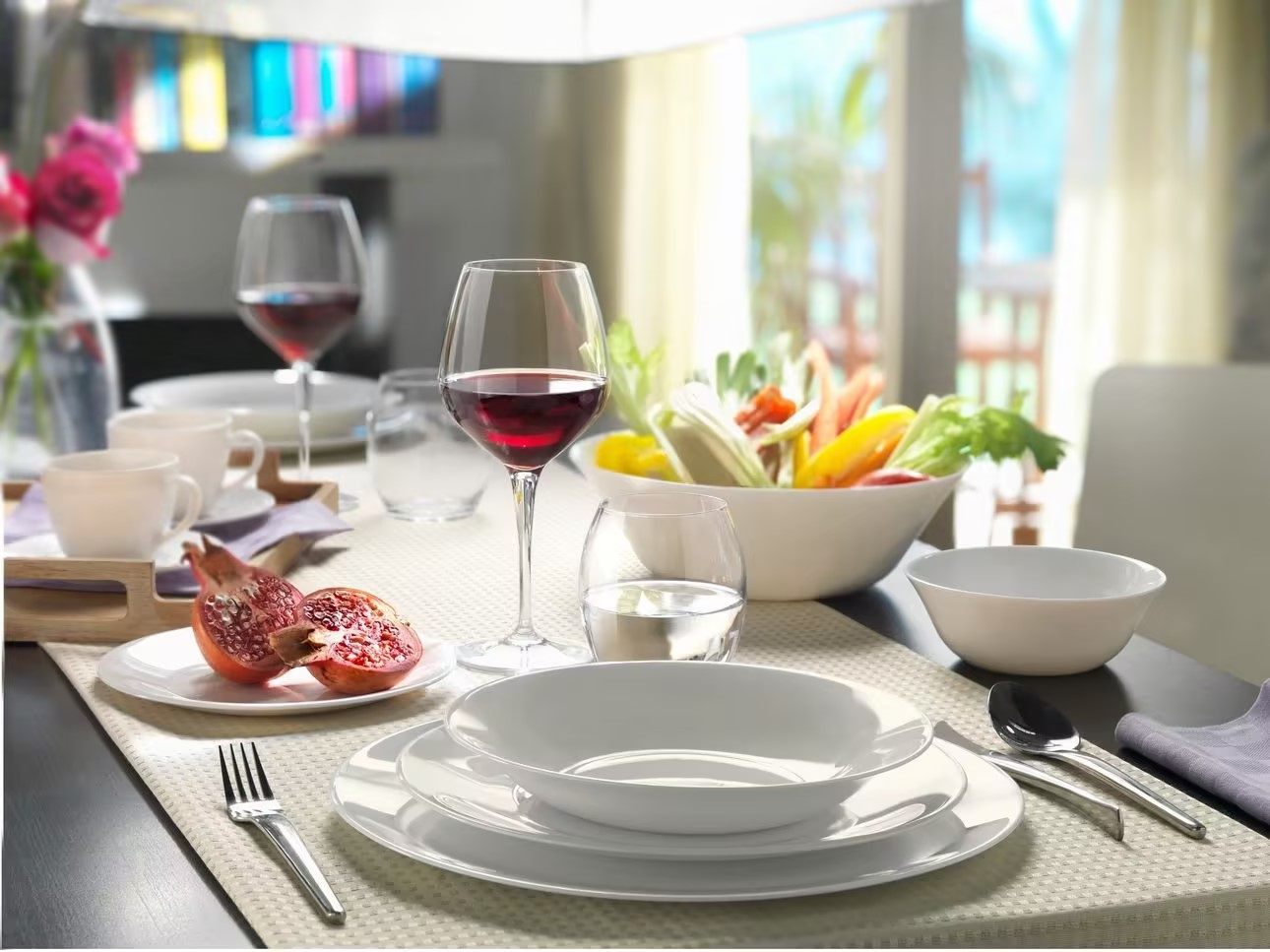 Glass tableware set