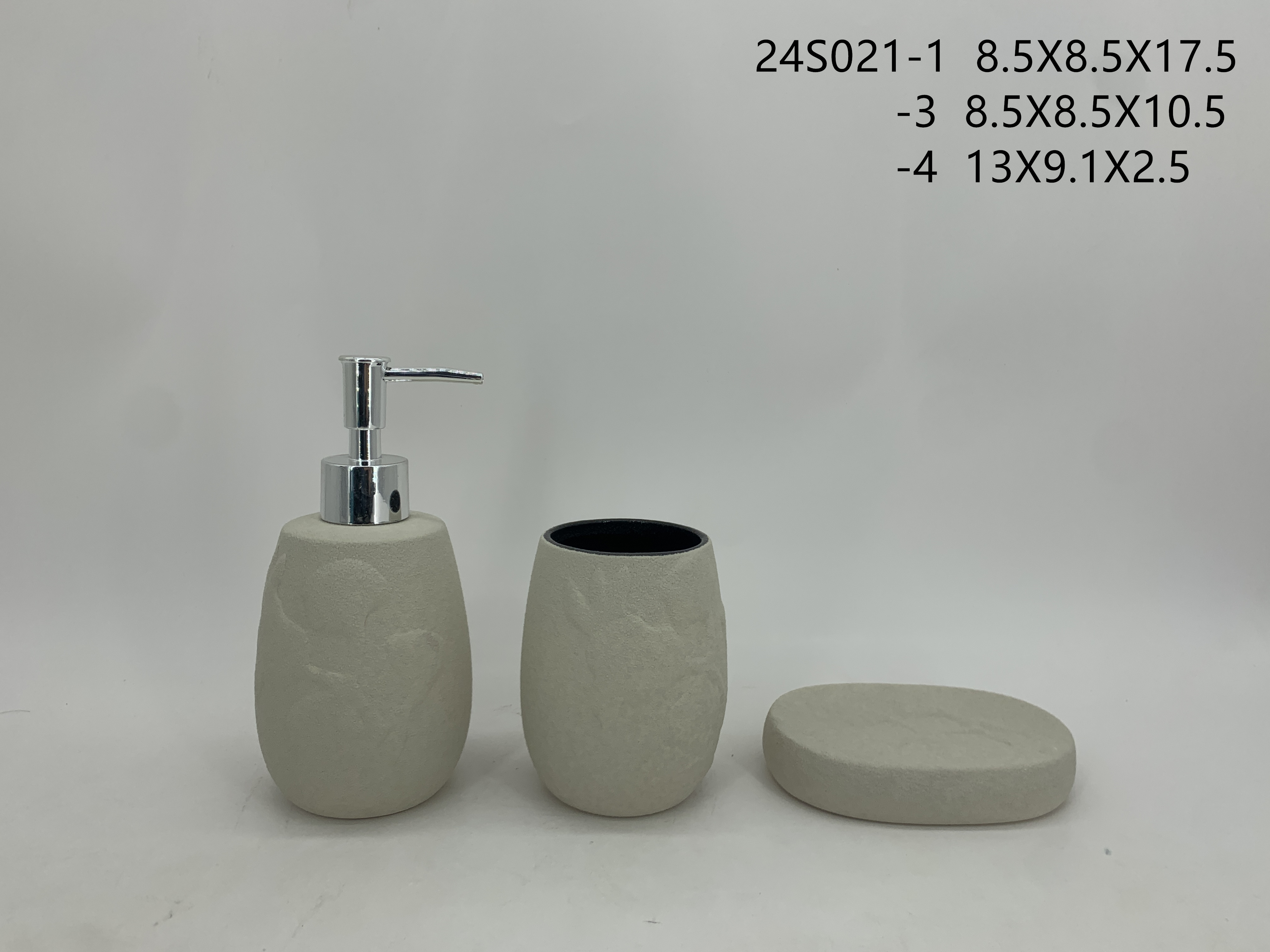 ceramic bathroom accessories set