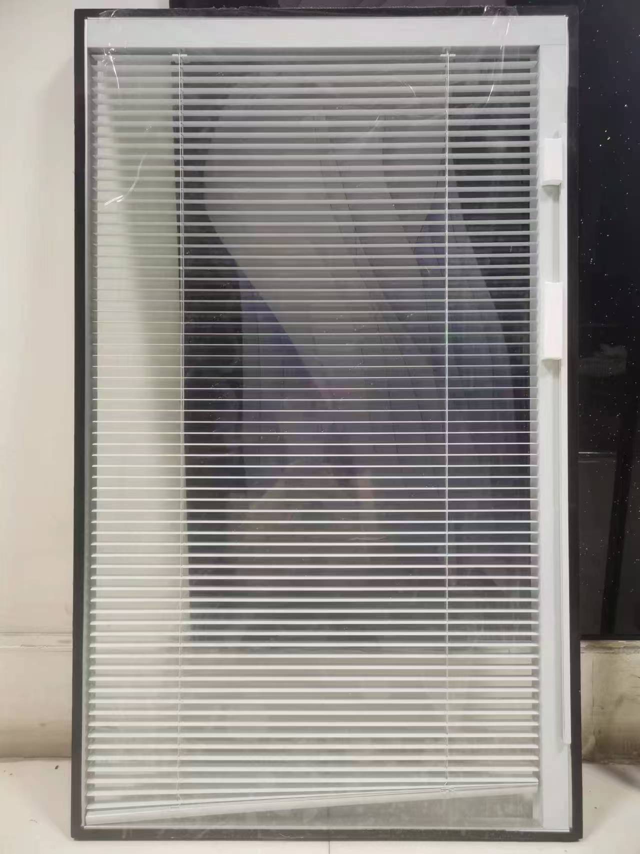 Blind Windows