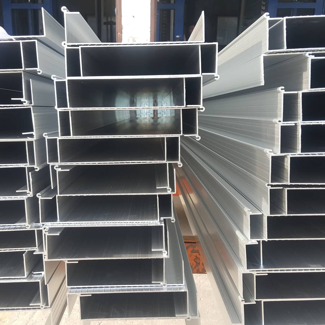 SHANDONG KANG ALUMINUM COMMERCIAL CO.,LTD – mesa de comedor 2