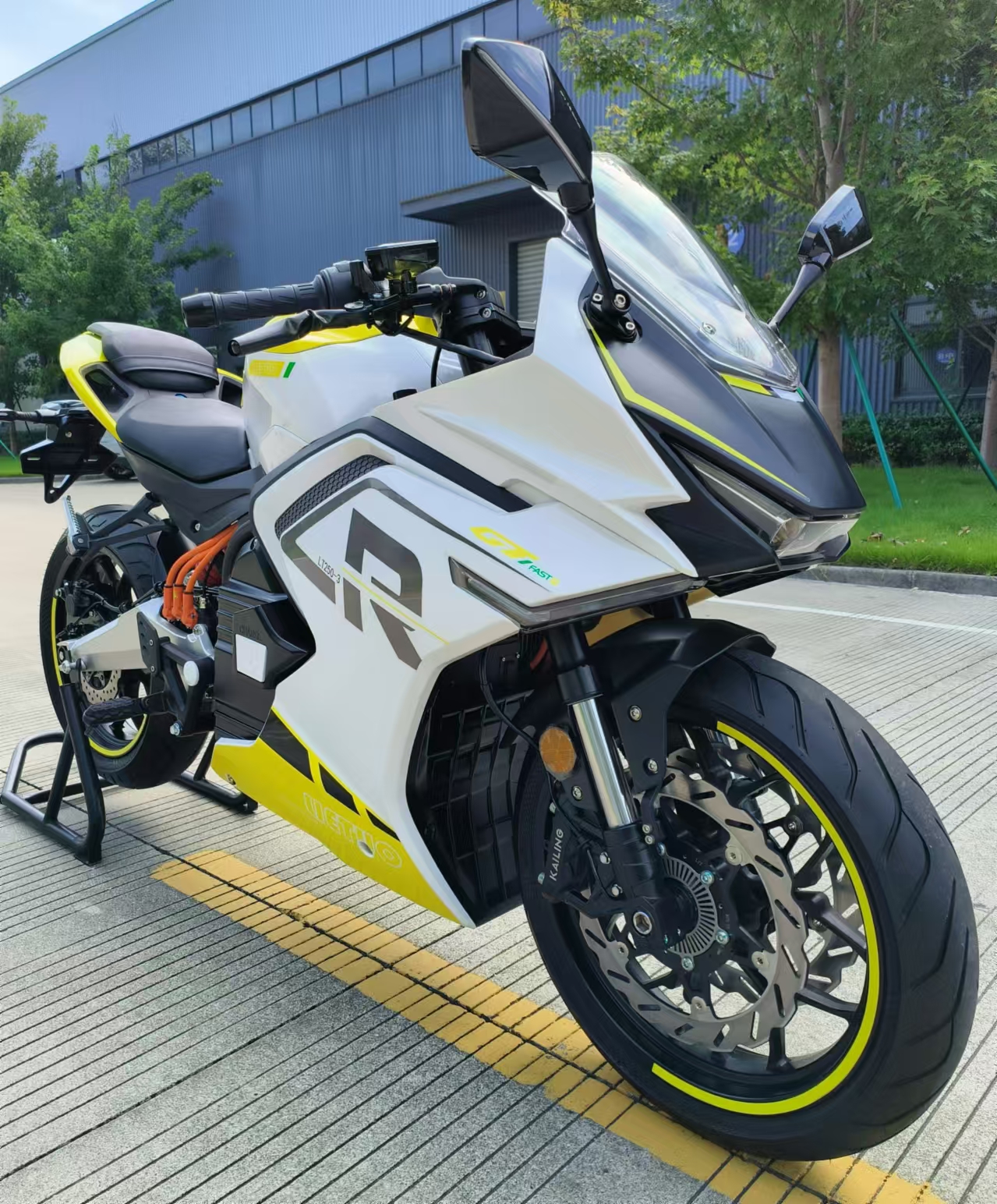 High speed electric motorcycle