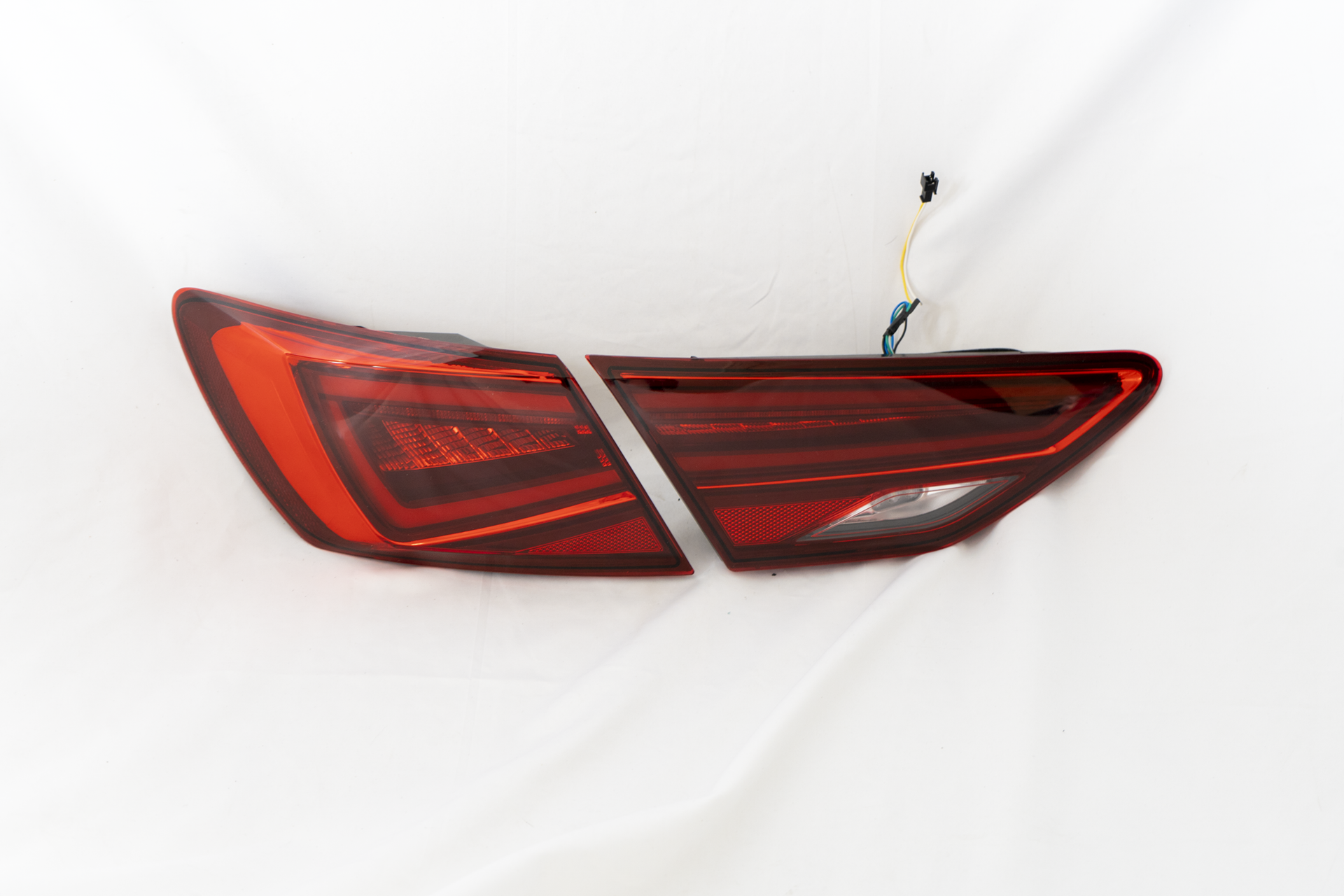 Seat 17-19 Tail Lamp