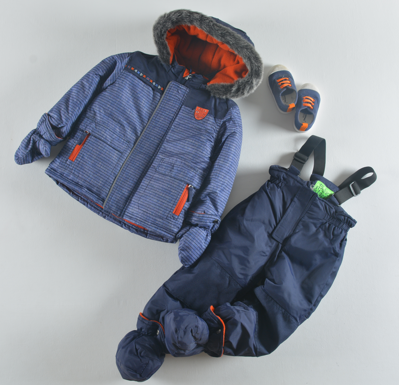 Ski clothing and cold proof clothing