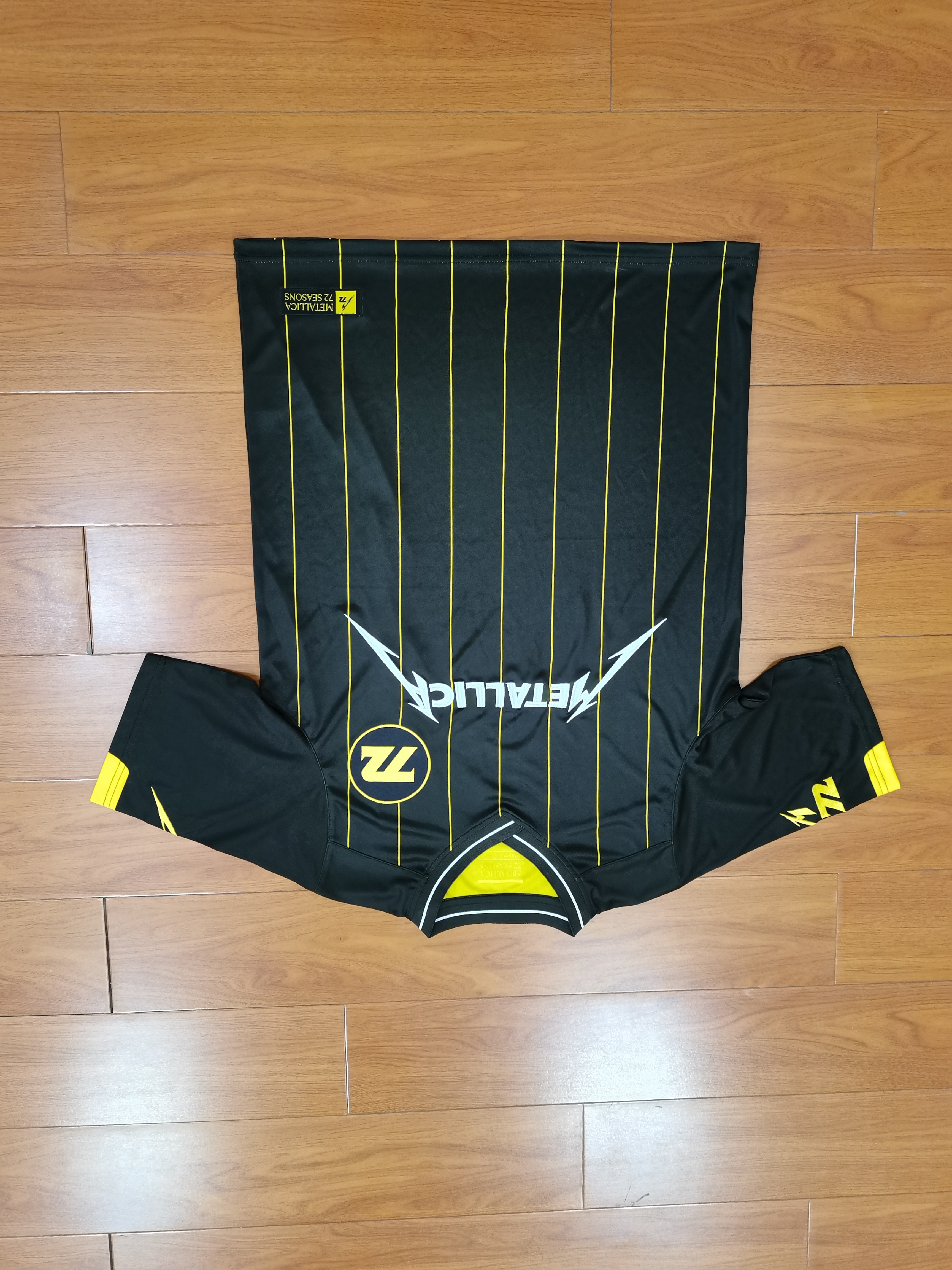Men's 100% Polyester Knitted Football Jersey