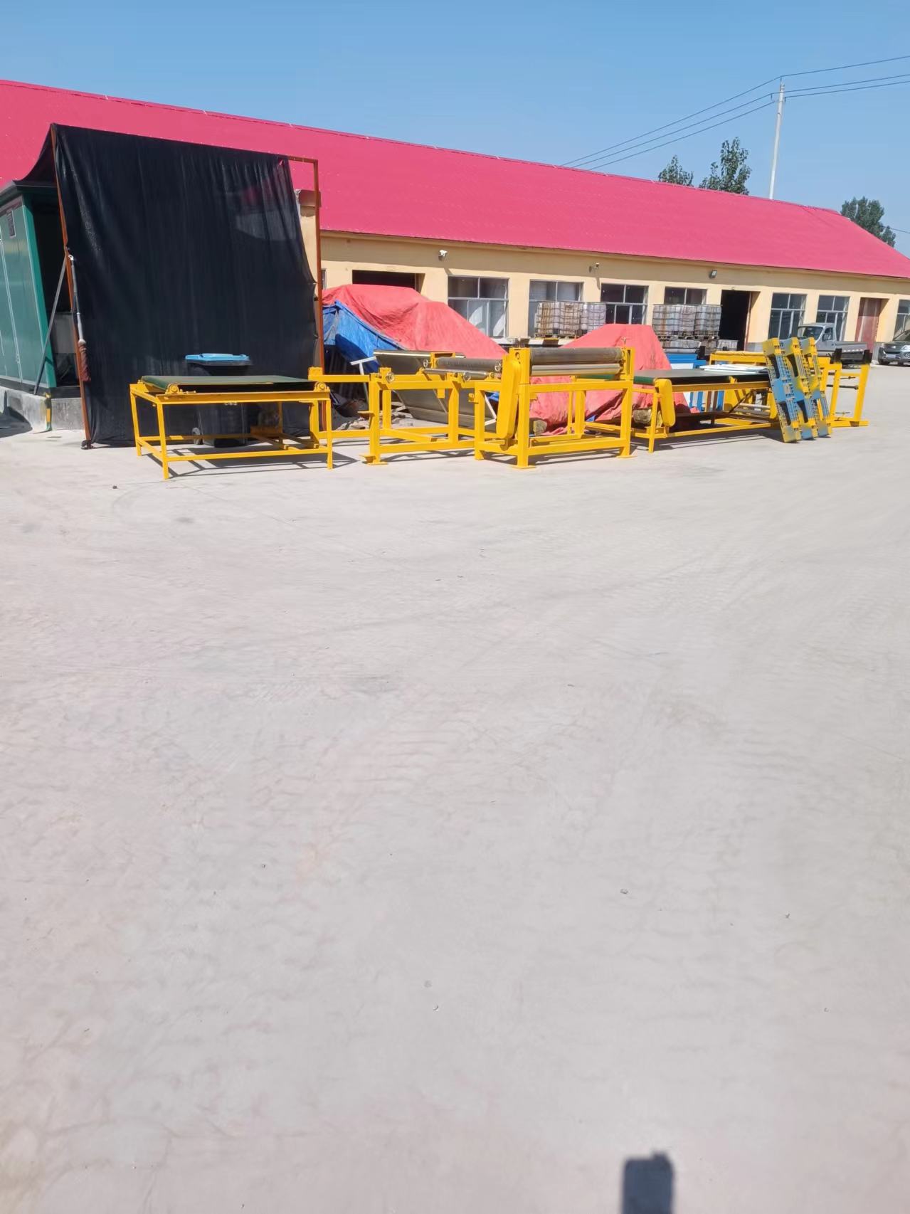 QINGZHOU ZHUOQI TEMPERATURE CONTROL EQUIPMENT CO.,LTD – molde de inyección 1