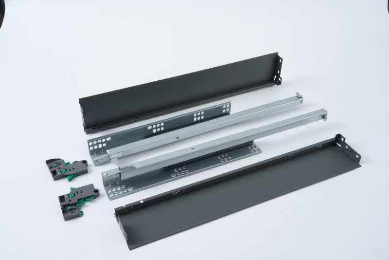 WINDUS INTERNATIONAL INC – tornillo de acero 1