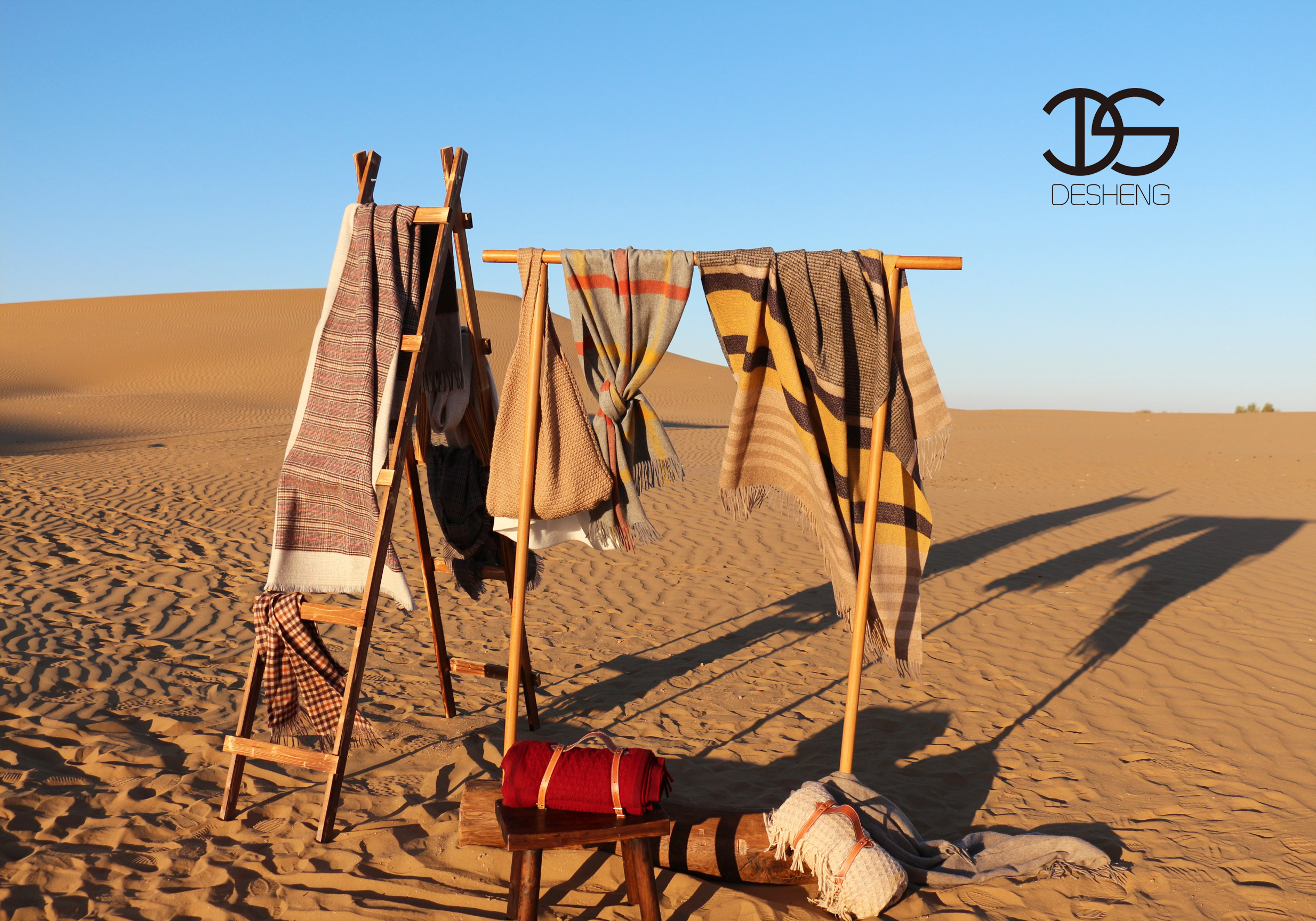 INNER MONGOLIA DESHENG CASHMERE-WOOL PRODUCTS CO.,LTD. – vestido de noche 3