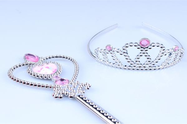 Crown set
