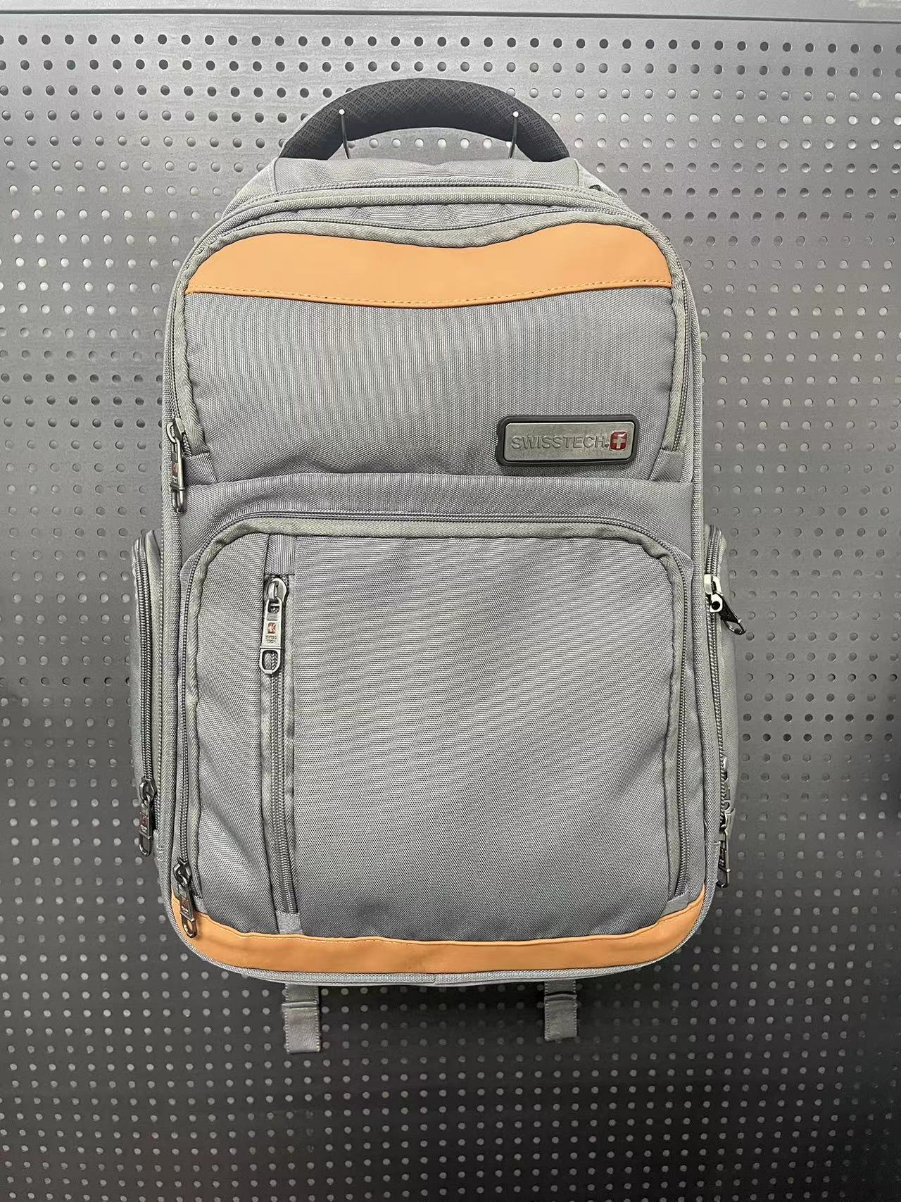 18-inch gray backpack