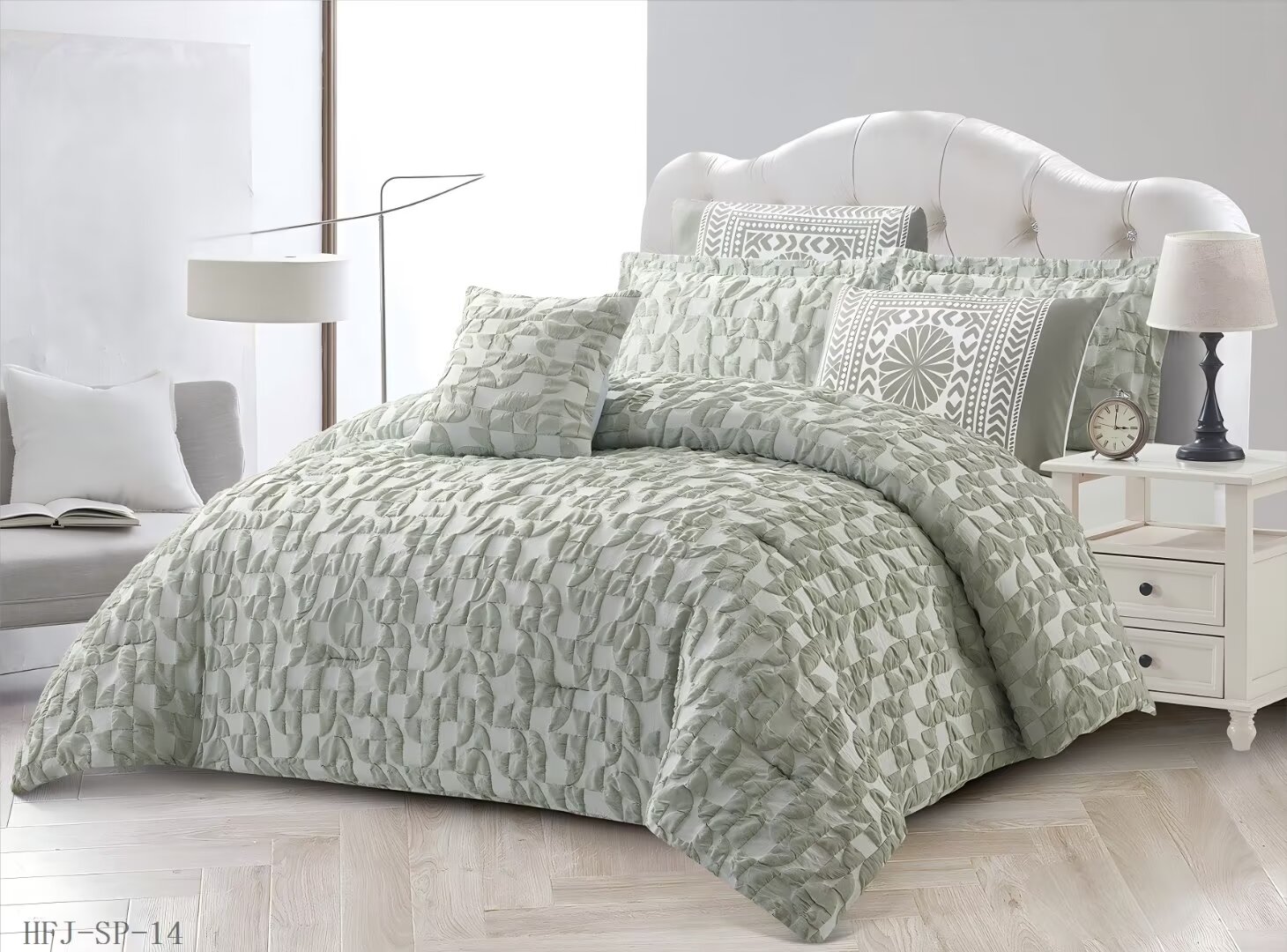 Jacquard comforter set