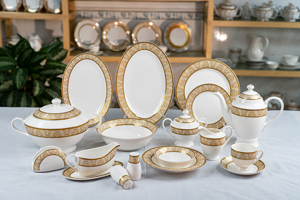 61pcs Tableware