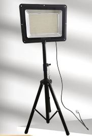 Portable lighting fixture