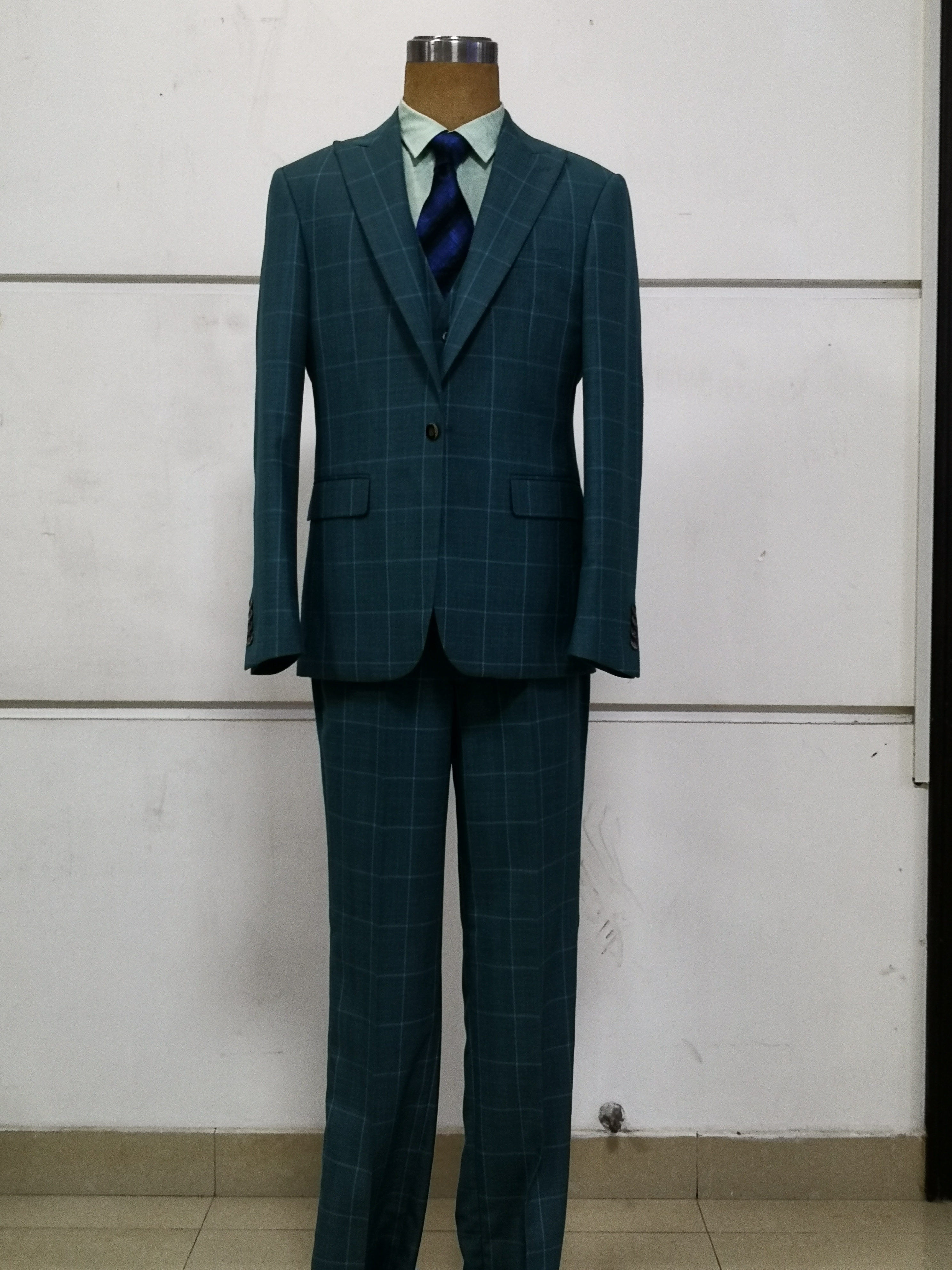 Haifeng Shenghualong Garment Co.Ltd – Western Suit 2