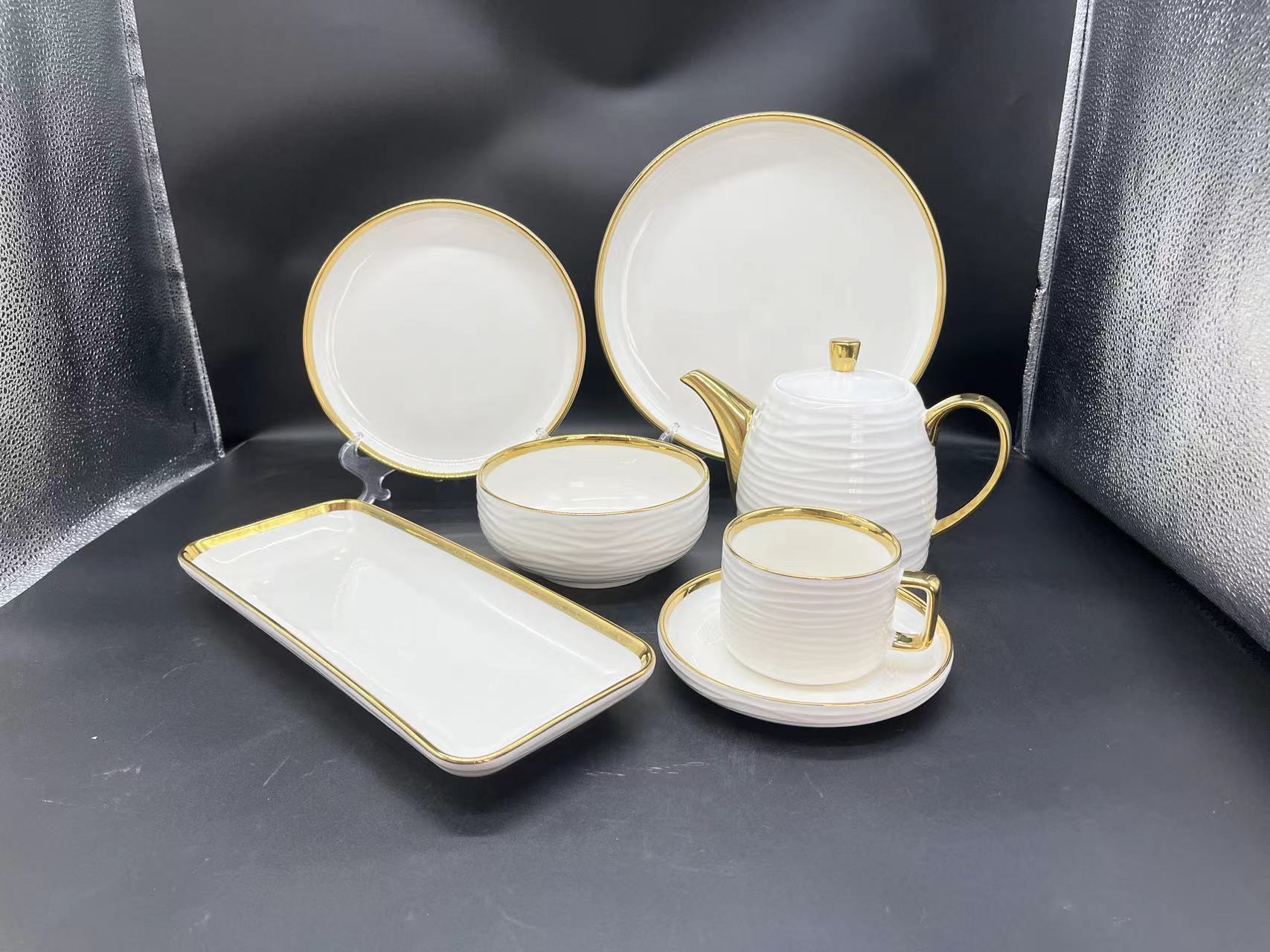 Blue and white ceramic plate