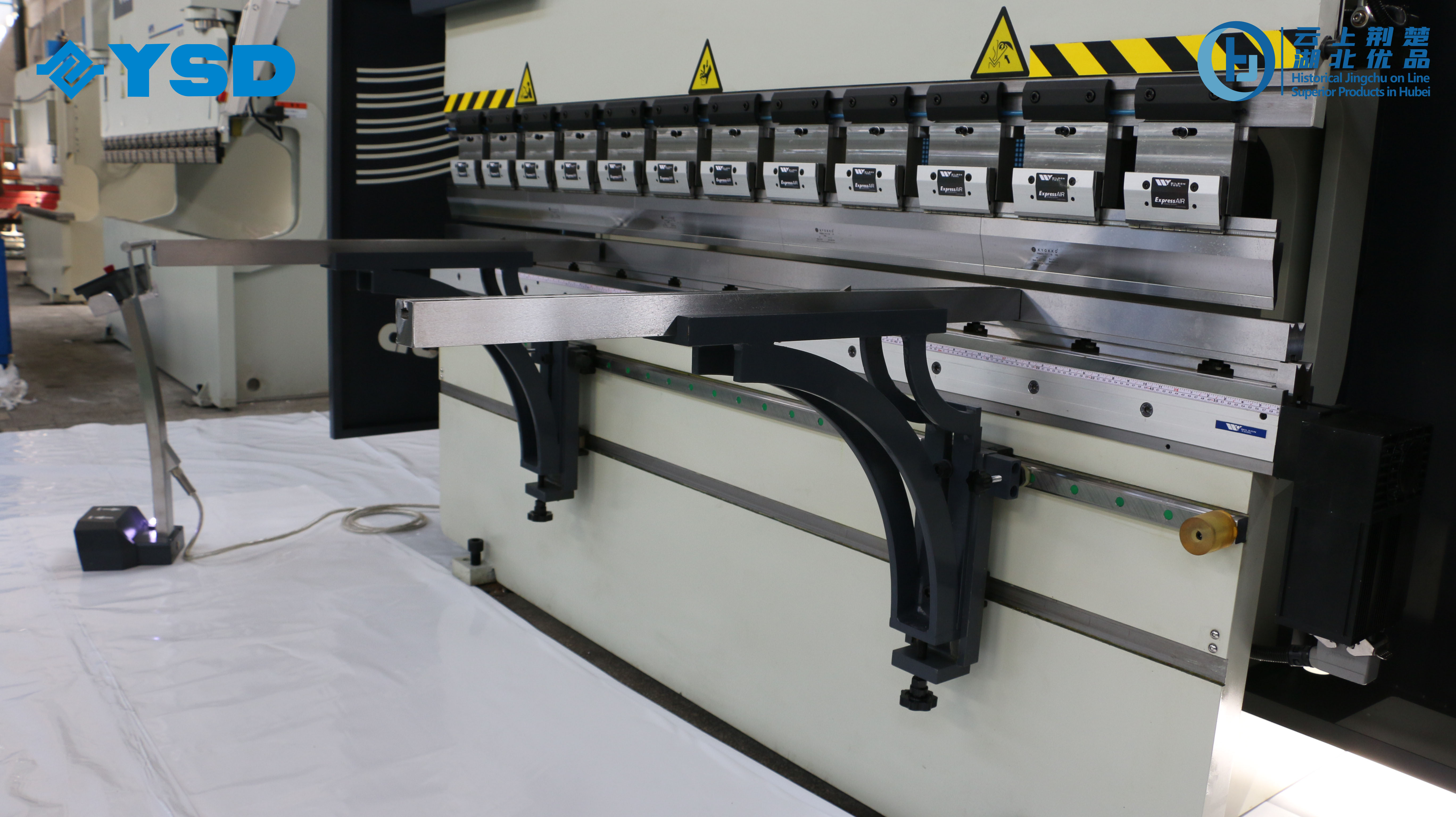 Hpp Series CNC Press Brake Servo Pump Control