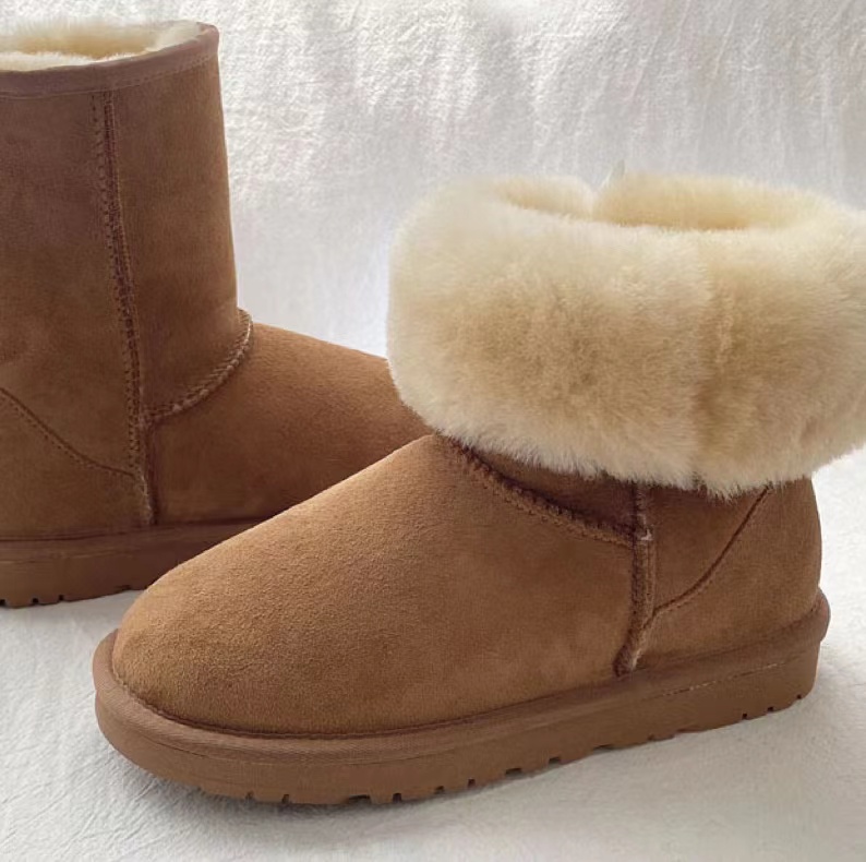 Sheepskin snow boots