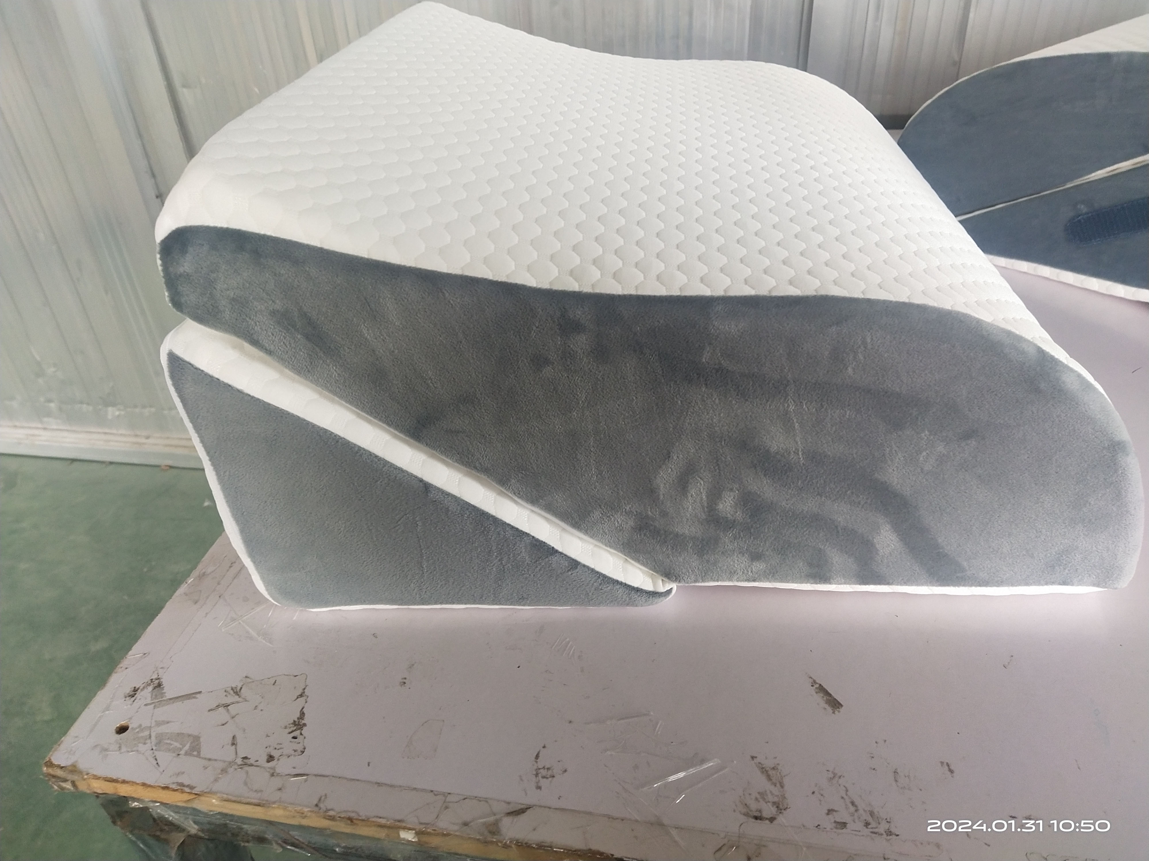 JIANGSU WELLCARE HOUSEHOLD ARTICLES CO.,LTD – cubiertos de acero 4