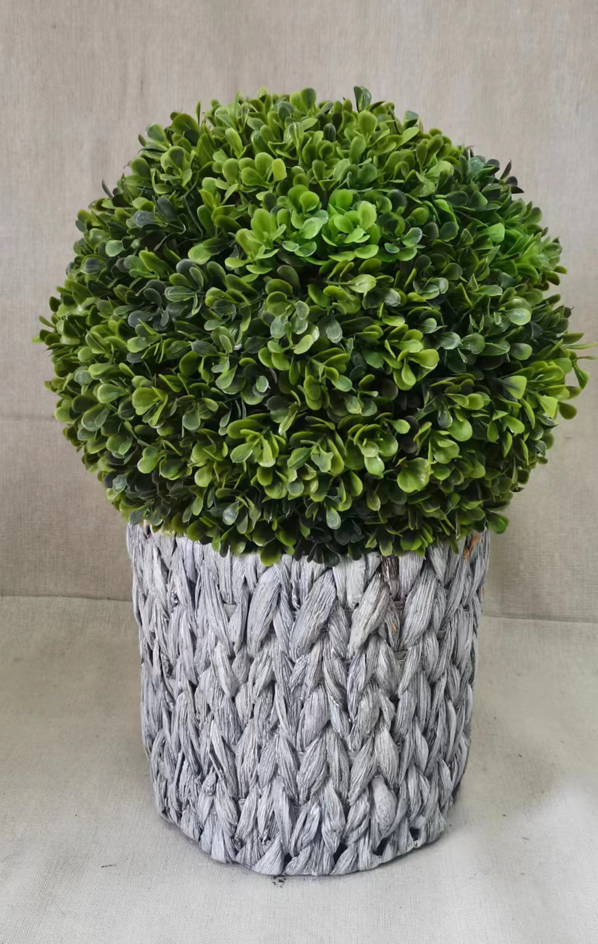 Waterhyacinth basket