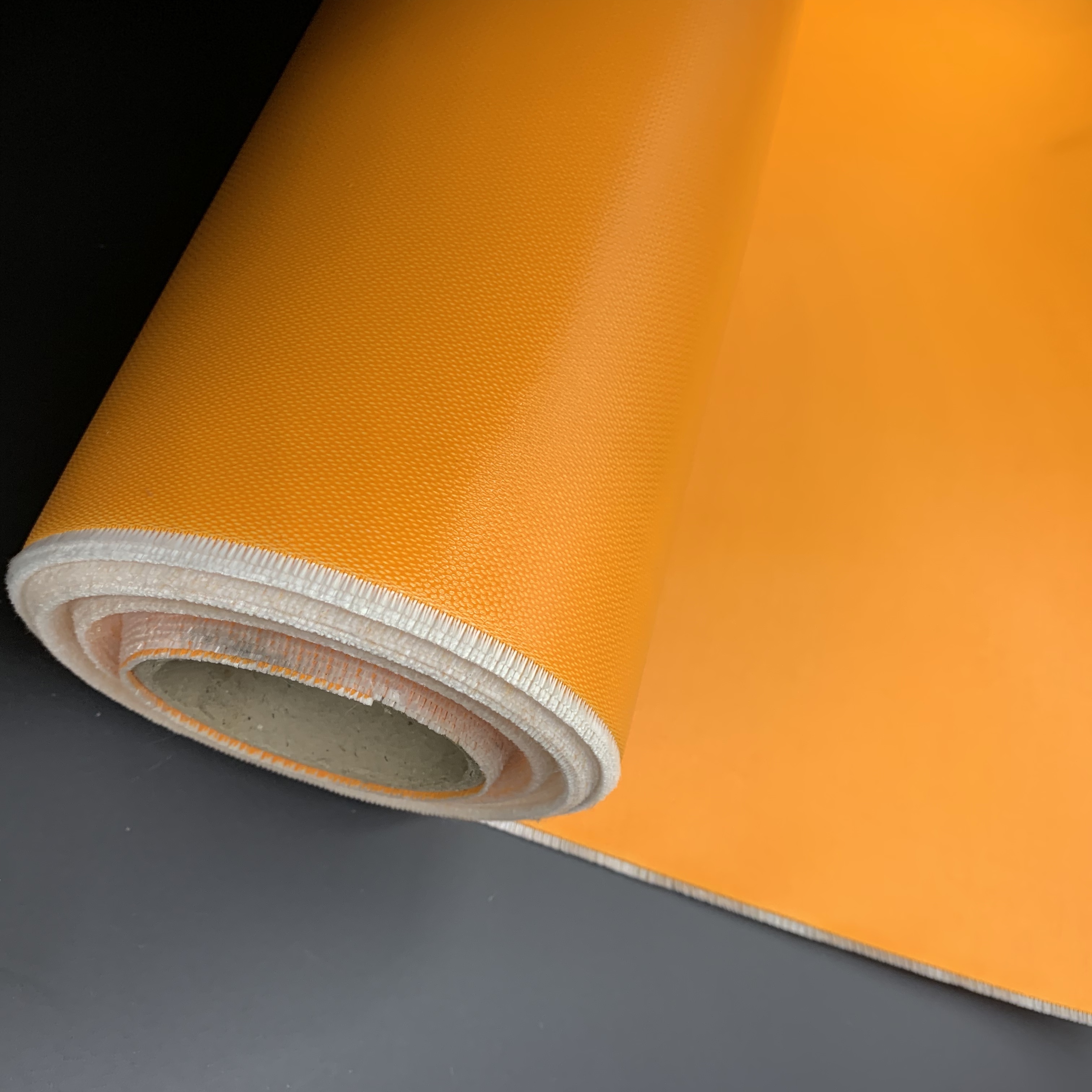 Thermal glass material