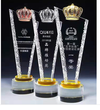 Cr-07 Crystal Trophies