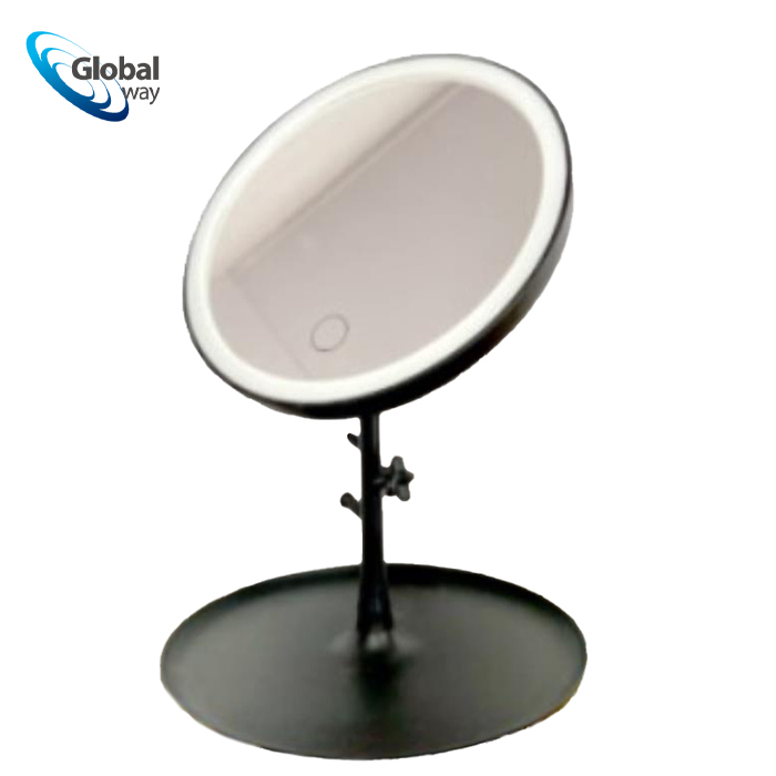 Plug-in LED mirror