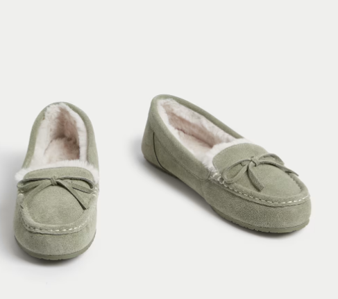VB Footwear Co., Ltd – vestido de noche 3
