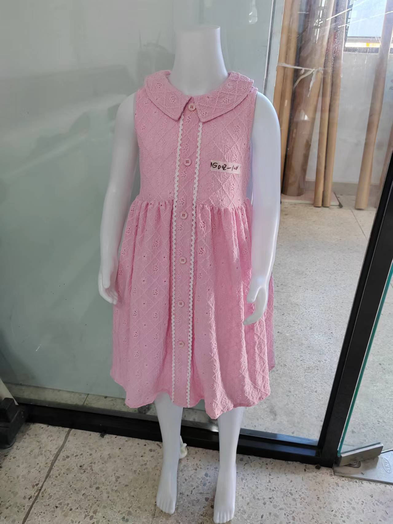 10/2000 Girl dresses