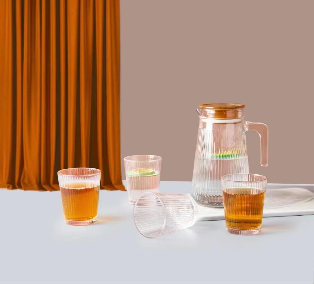 GUANG ZHOU HSIANG YI GLASS CO LTD – portarretrato 3