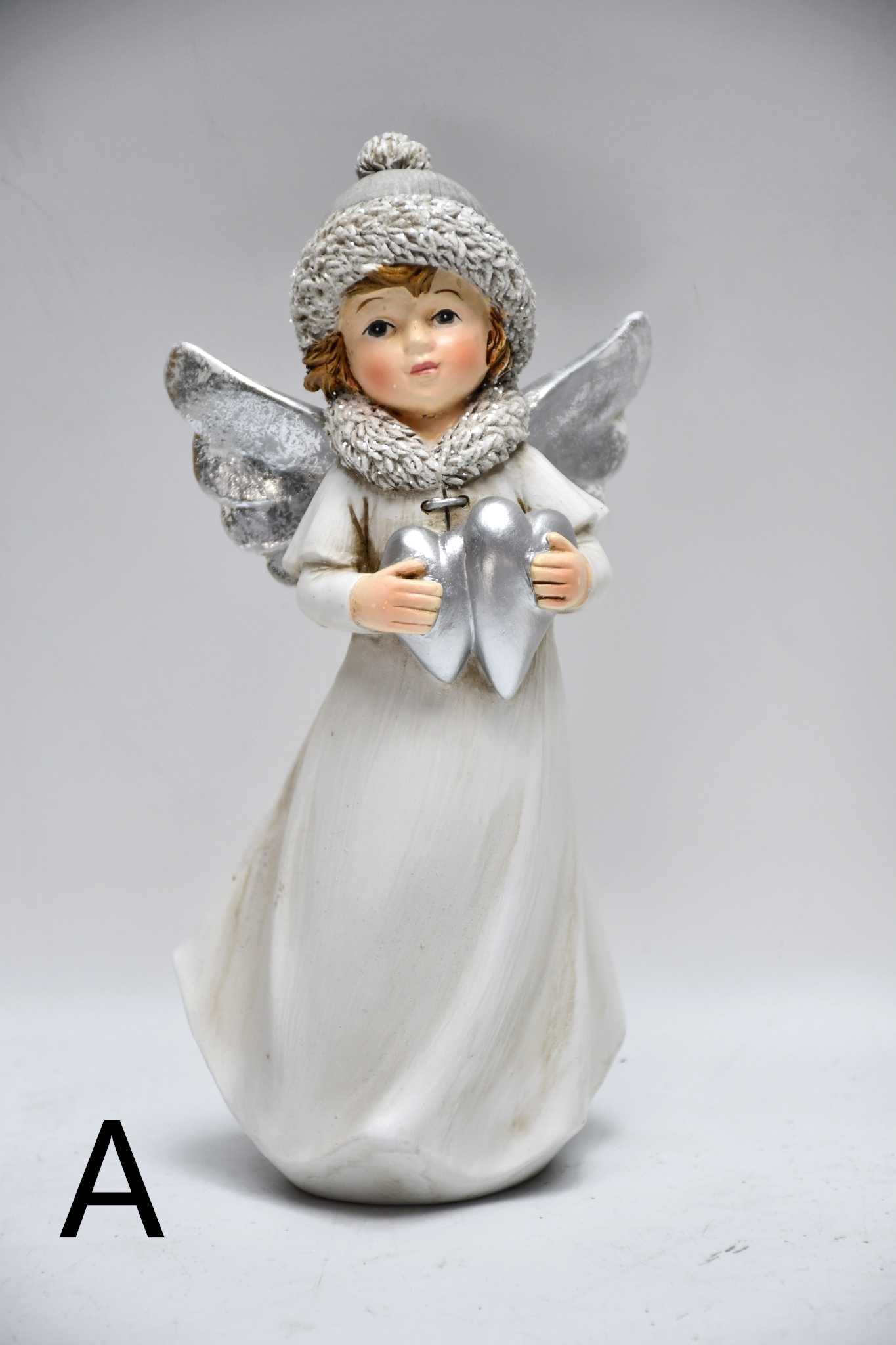 The Angel wear the hat
