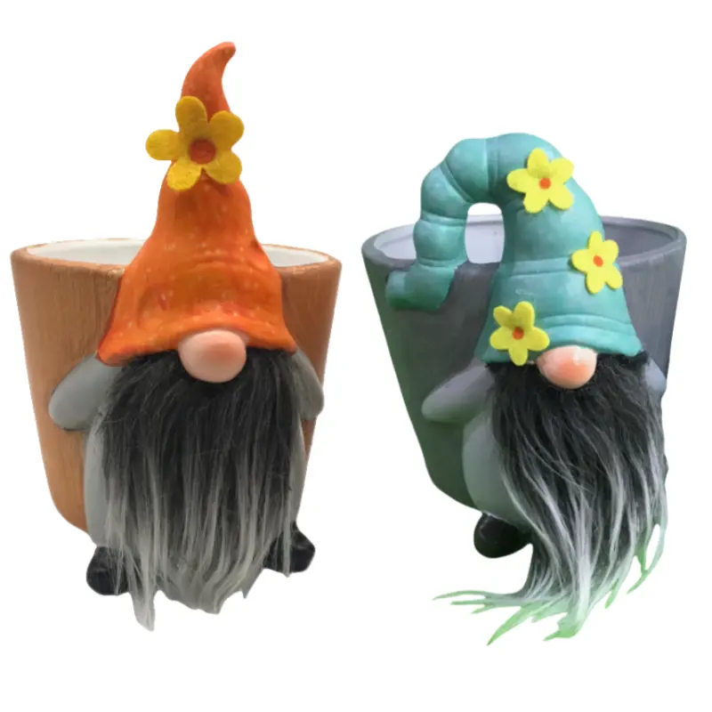garden gnome ceramic pots