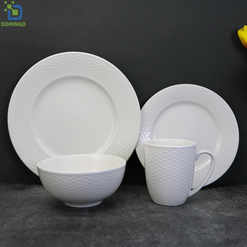 Luxury Diamond Embossed 16pcs Full Porcelain Christmas Tableware Assiette Porcelaine Tableware