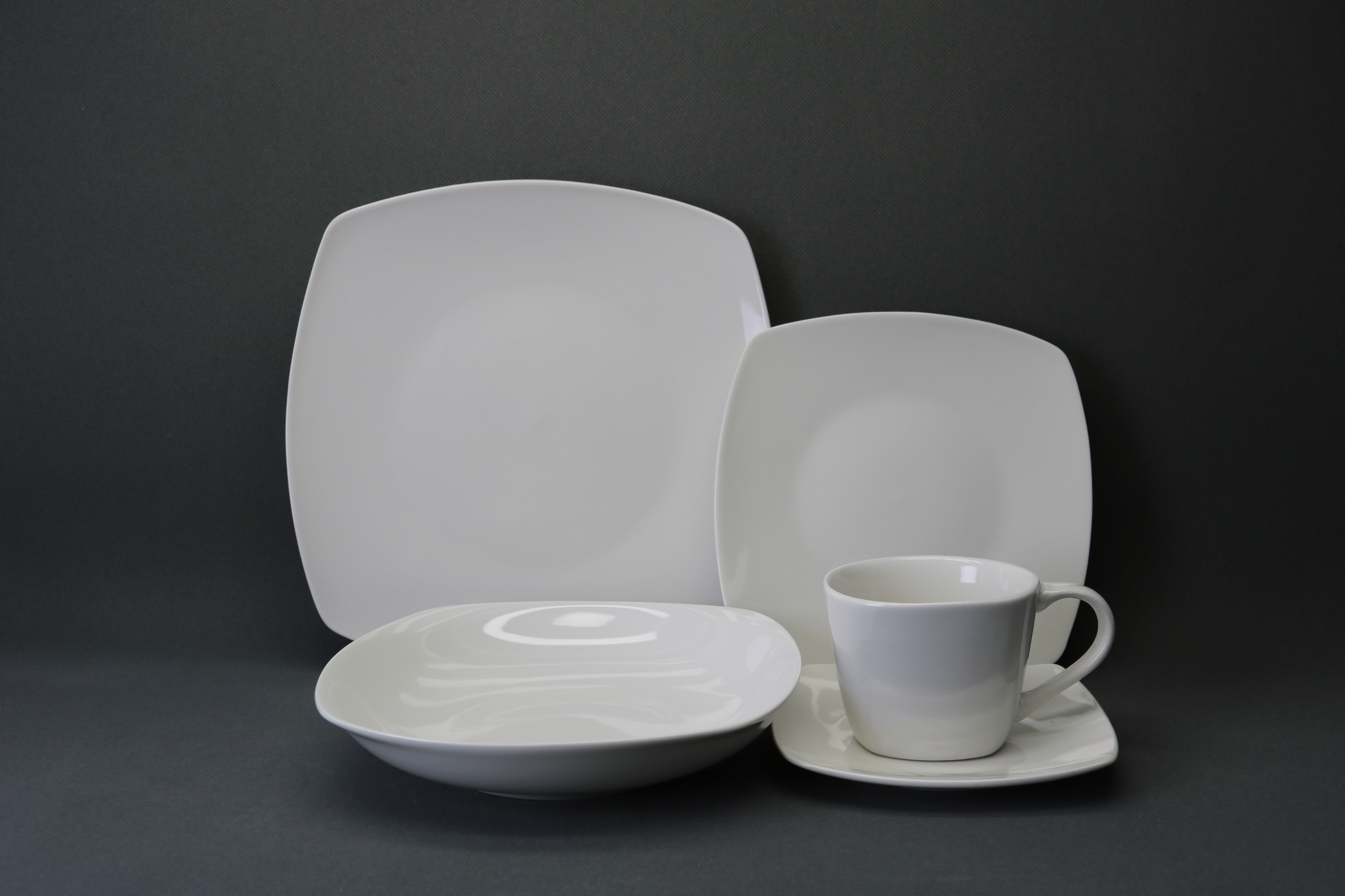 Good Price White Square Wholesale Ceramic Porcelain 16pcs Dinnerware Set