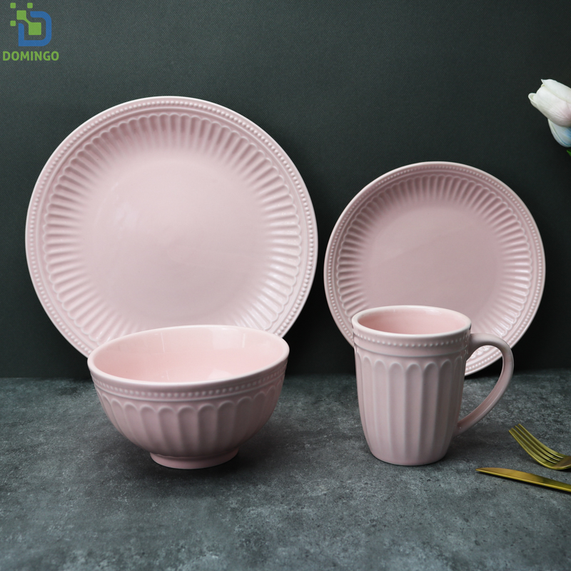 Luxury Kitchenware Set Cookware 16pcs Embossed Ceramic Kitchenware Dishware Set Dinnerware