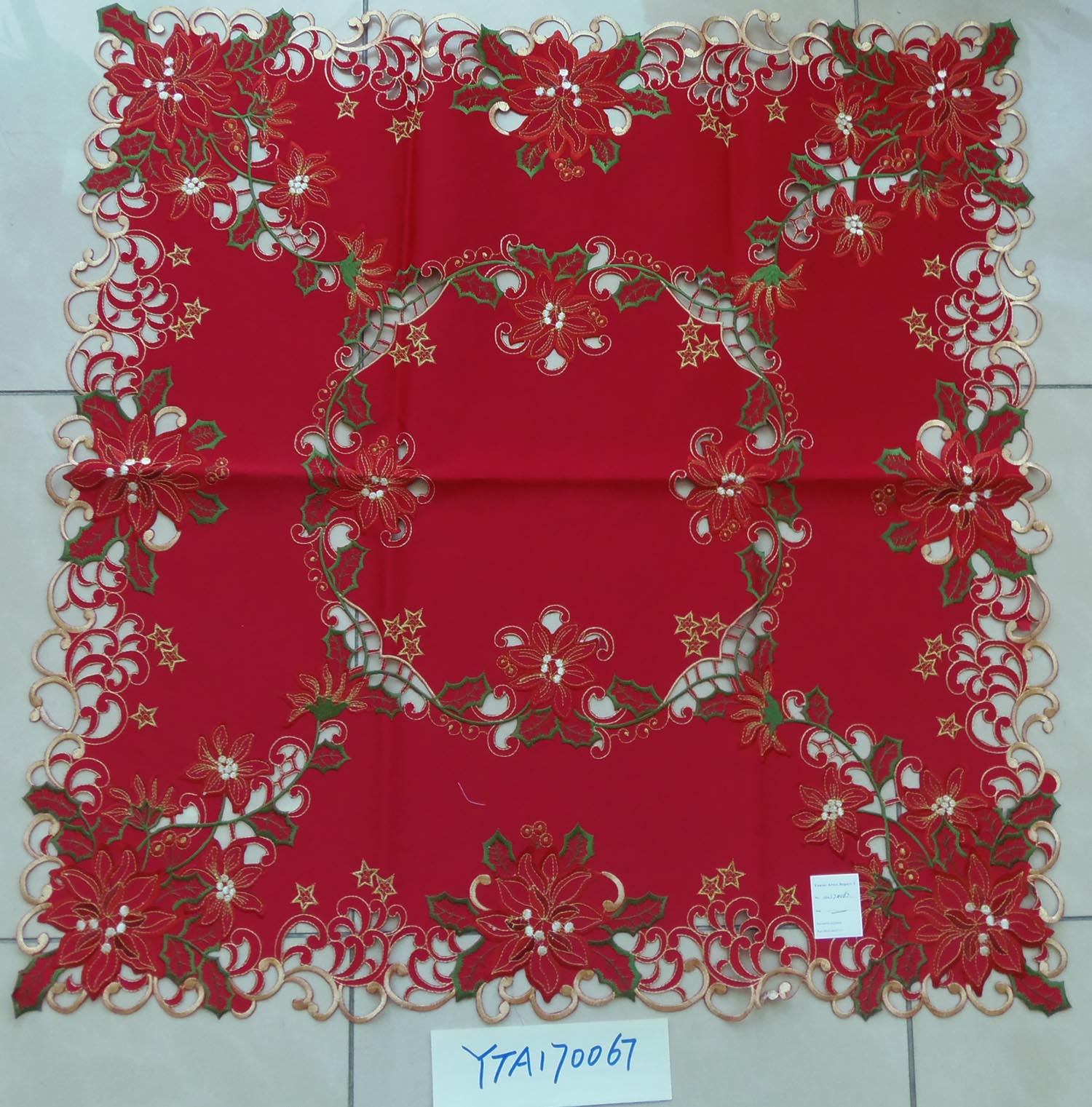 Table Clothes With Cutting Work