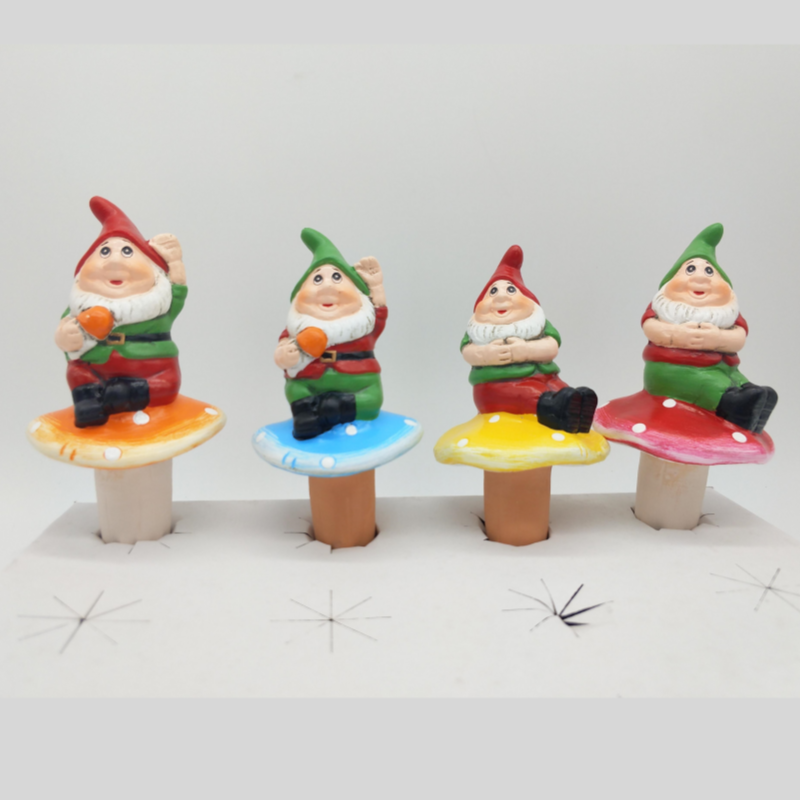 Christmas Theme Garden Gnome Automatic Ceramic Flower Watering Machine Red Soil Water Soaker Drip