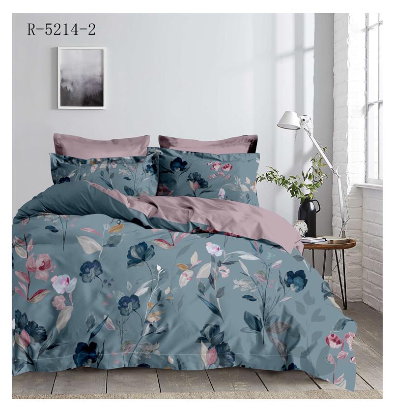Digital print brushed quilted comforter