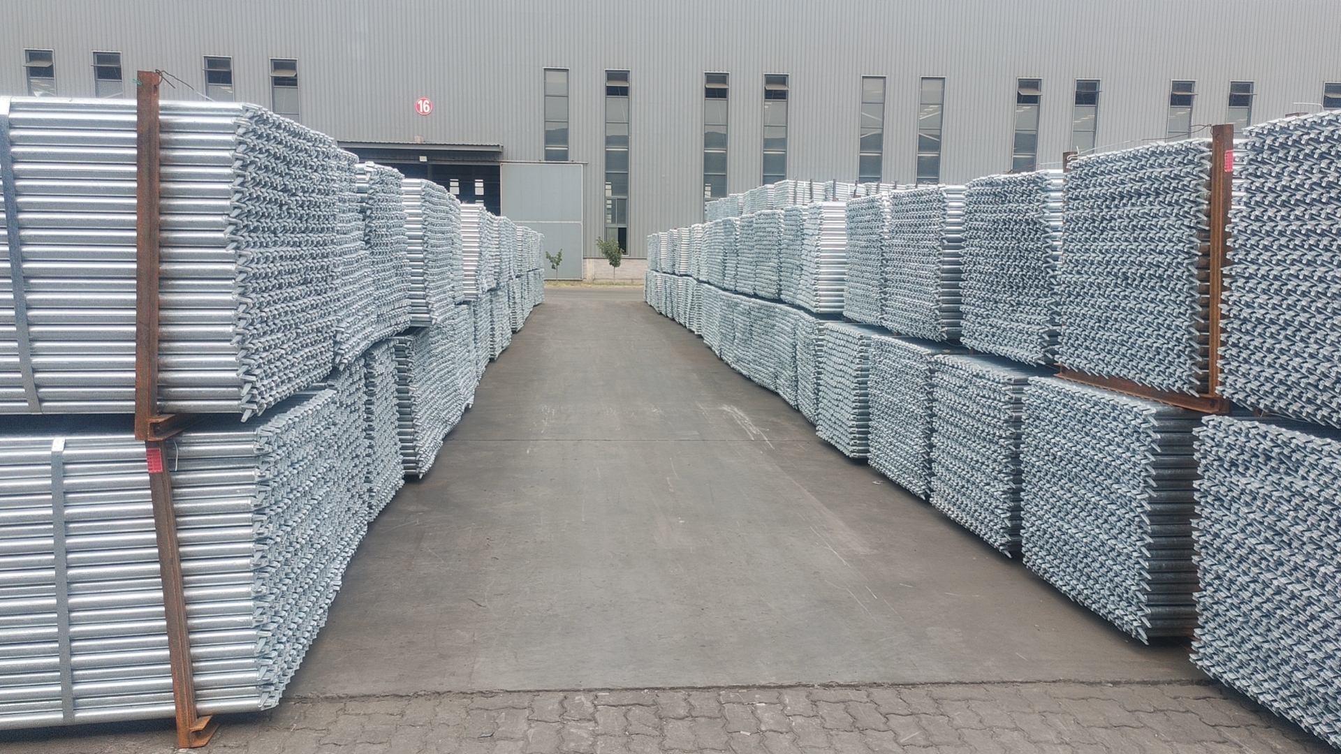 Huabei Yiande Scaffolding Manufacture Co., Ltd – cama de metal 4