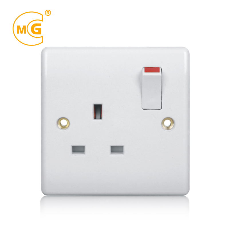 Socket