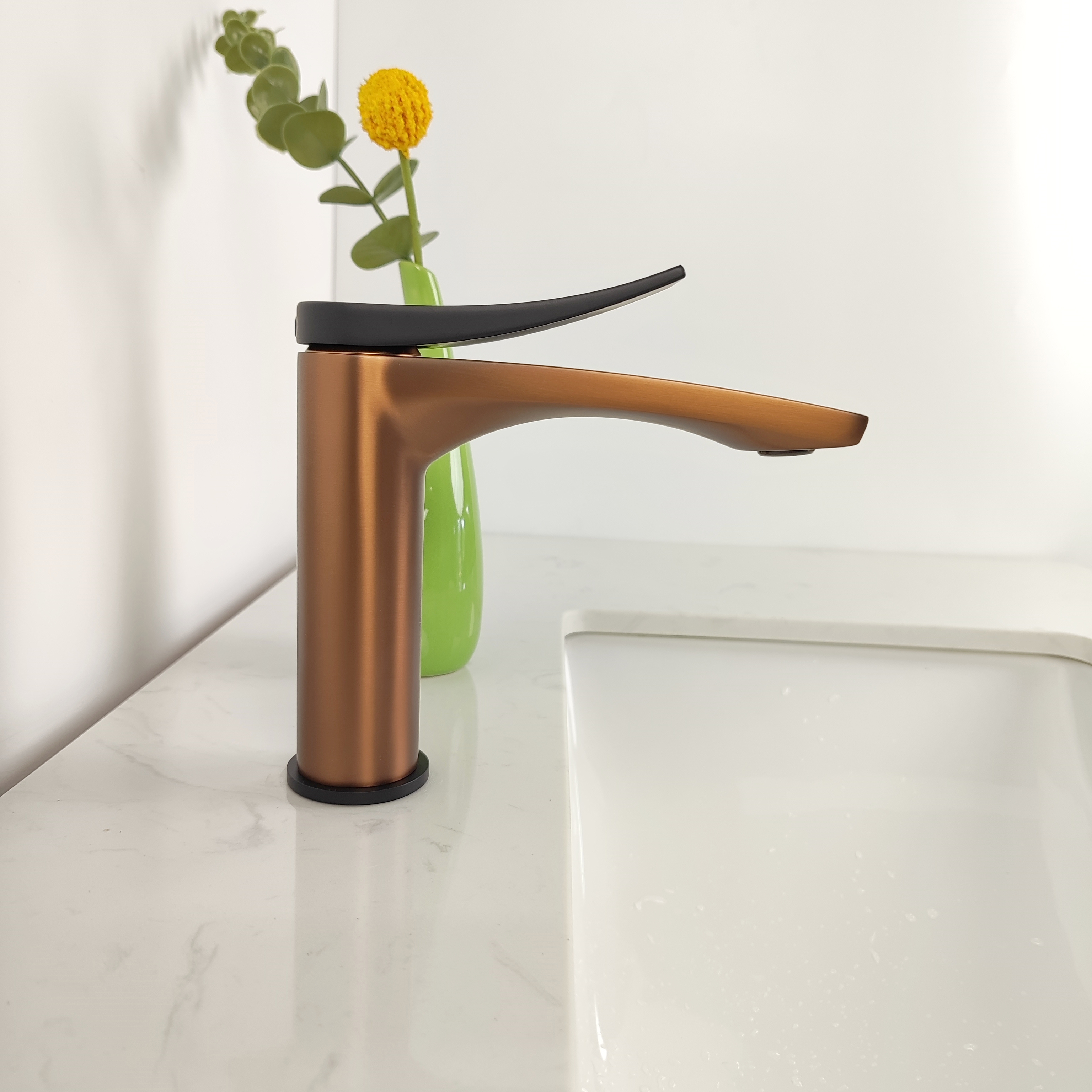 XIAMEN ARES BATHROOM TECHNOLOGY CO.,LTD – sofá de cuero 3