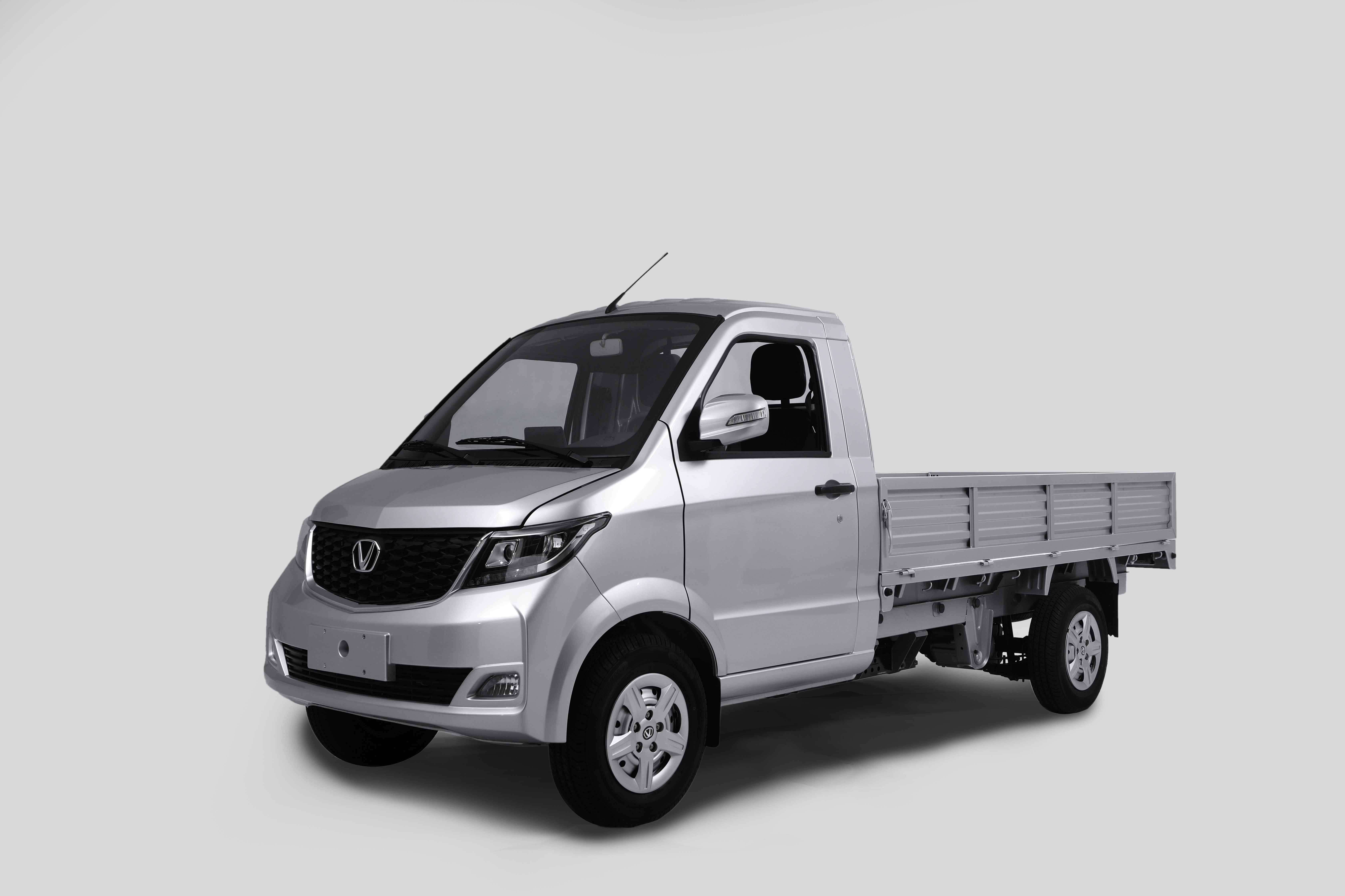 Shanxi Victory Automobile Manufacturing Co., Ltd – llanta de caucho 2