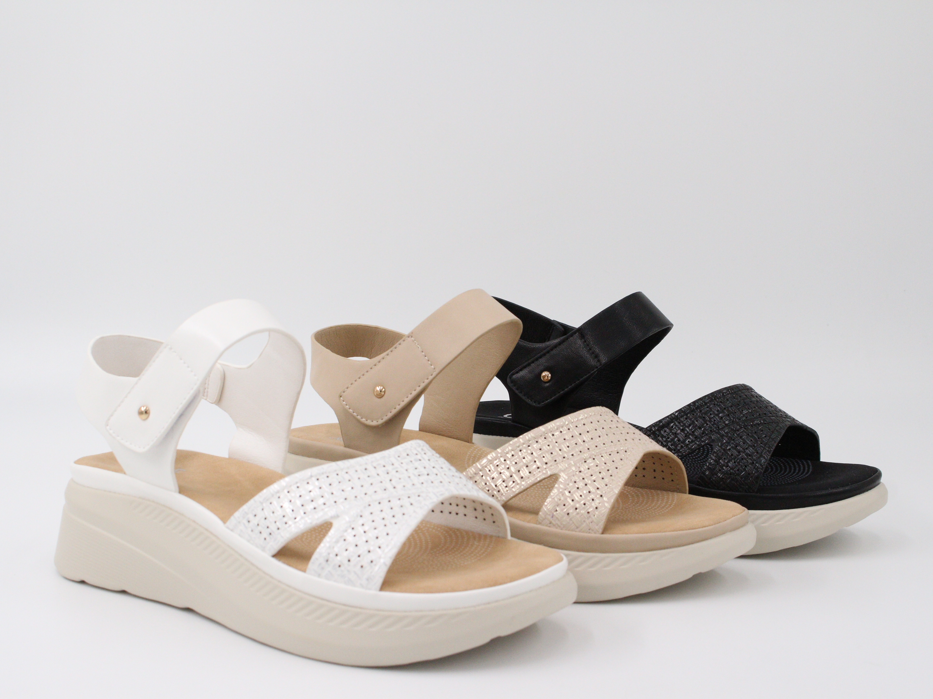 CNE FOOTWEAR INTERNATIONAL TRADING(GUANGZHOU)CO.,LTD – zapatos de tacón 2