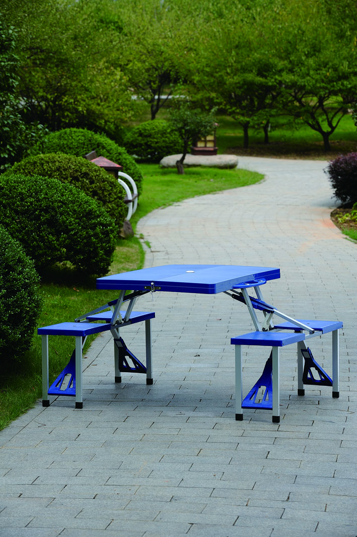 Outdoor Picnic Table And Chairs Sets