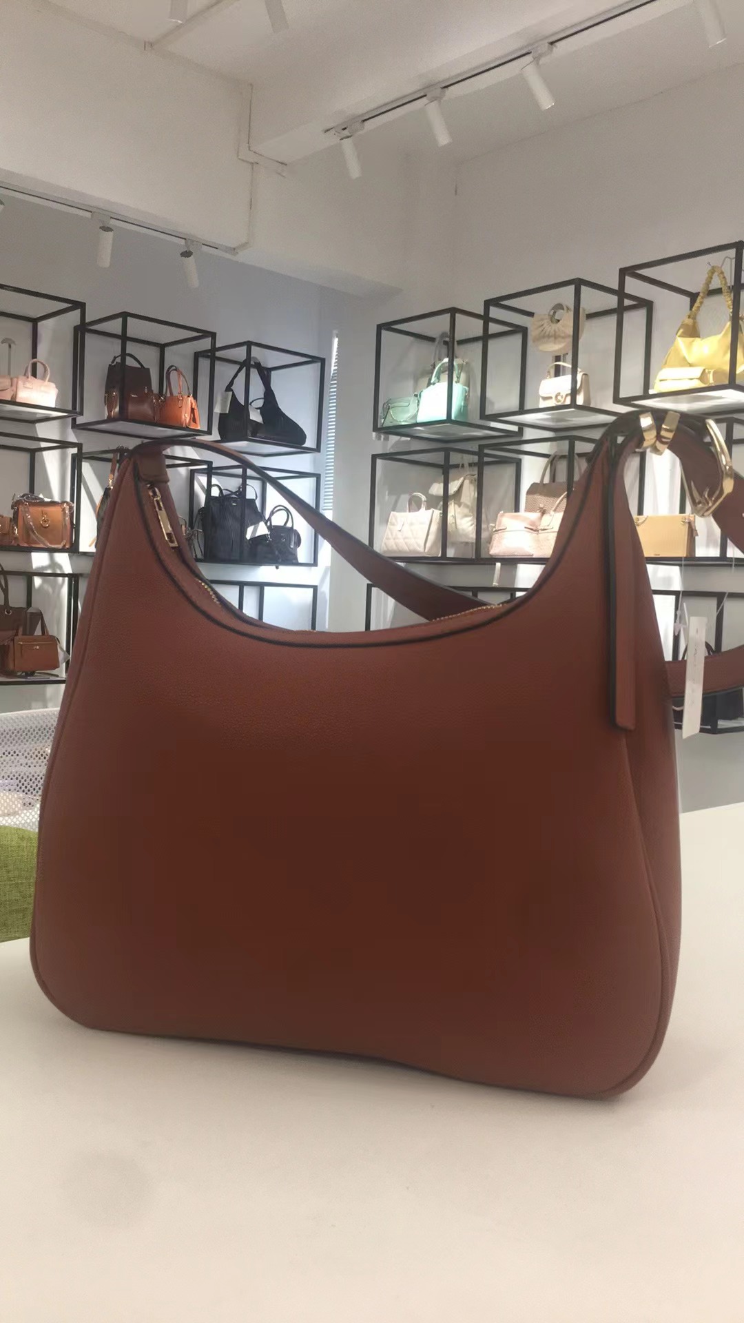 Guangzhou Hecda Fashion Leather Co., LTD – ropa deportiva 4