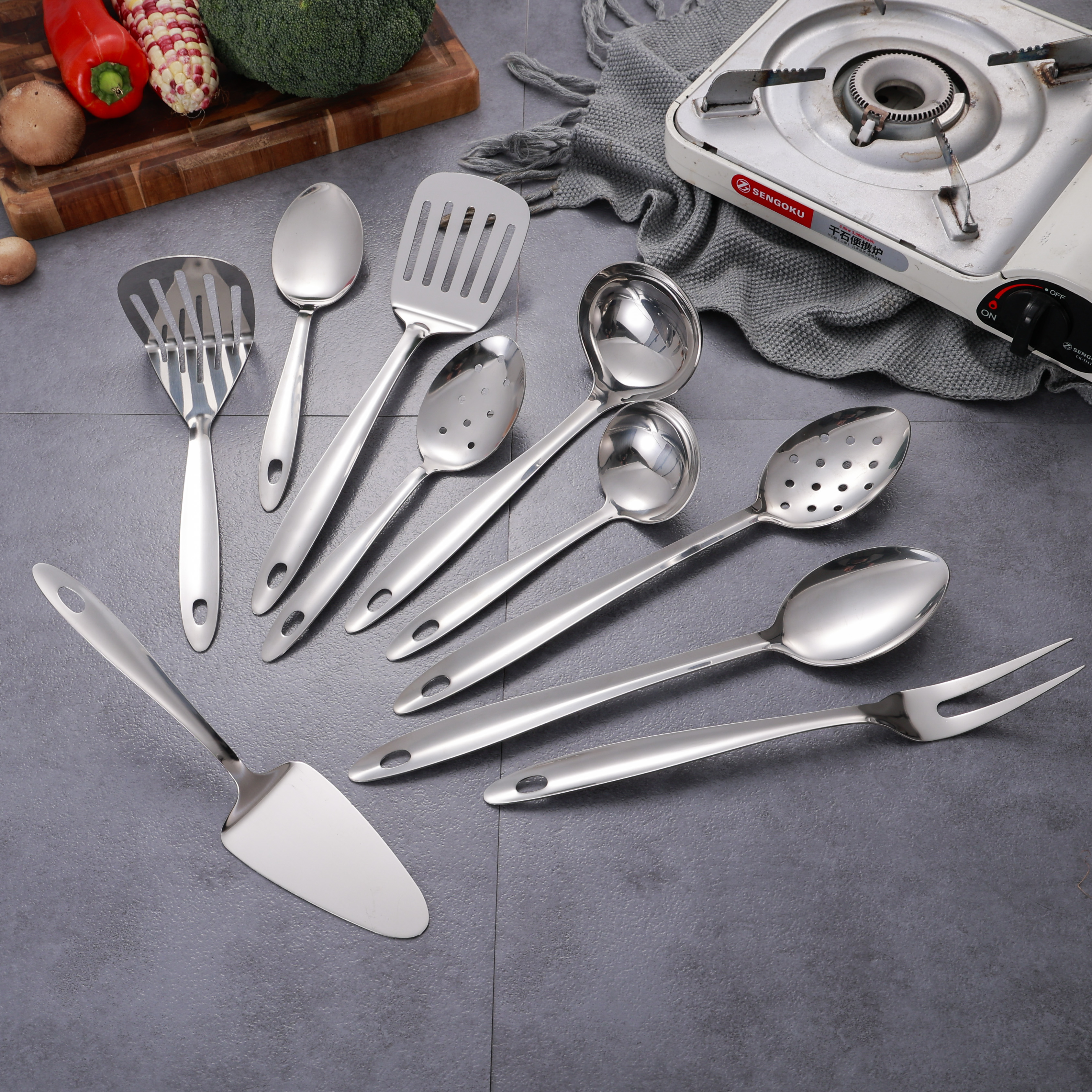 Stainless steel kitchenware