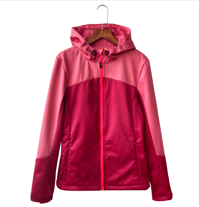 PINGHU XINYUE GARMENT CO.,LTD. – ropa deportiva 4
