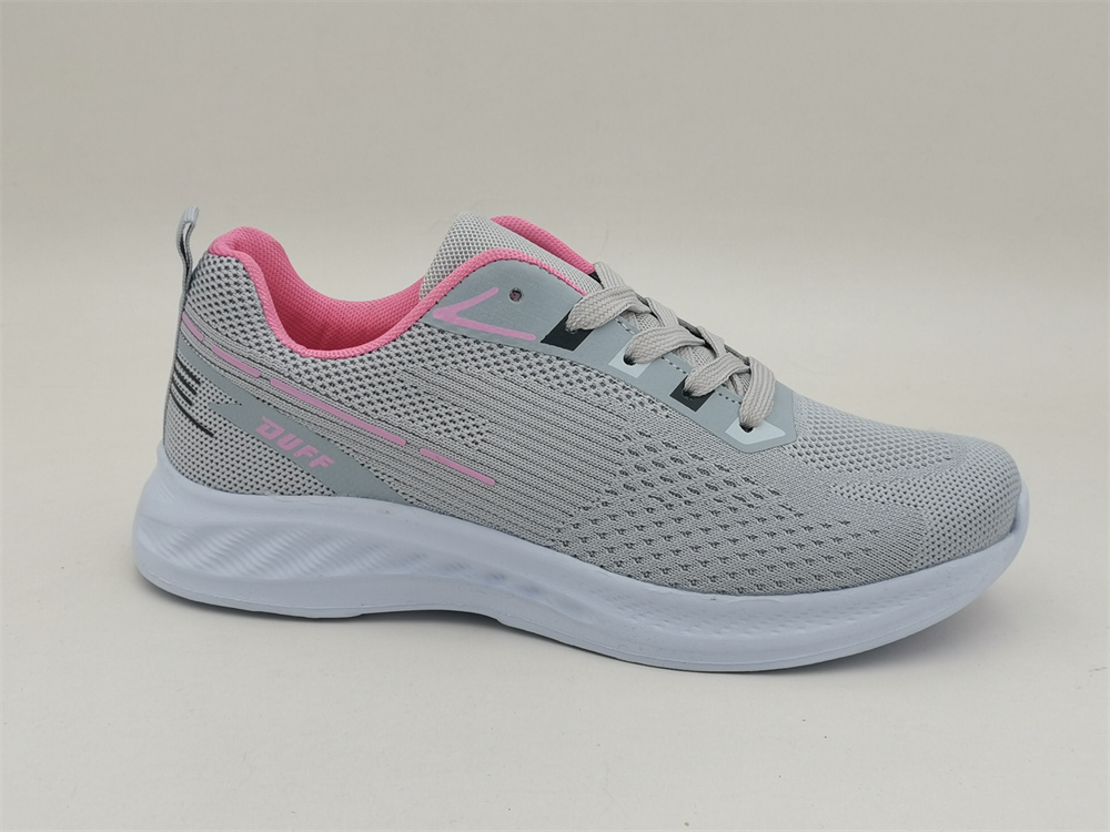 Sport shoes