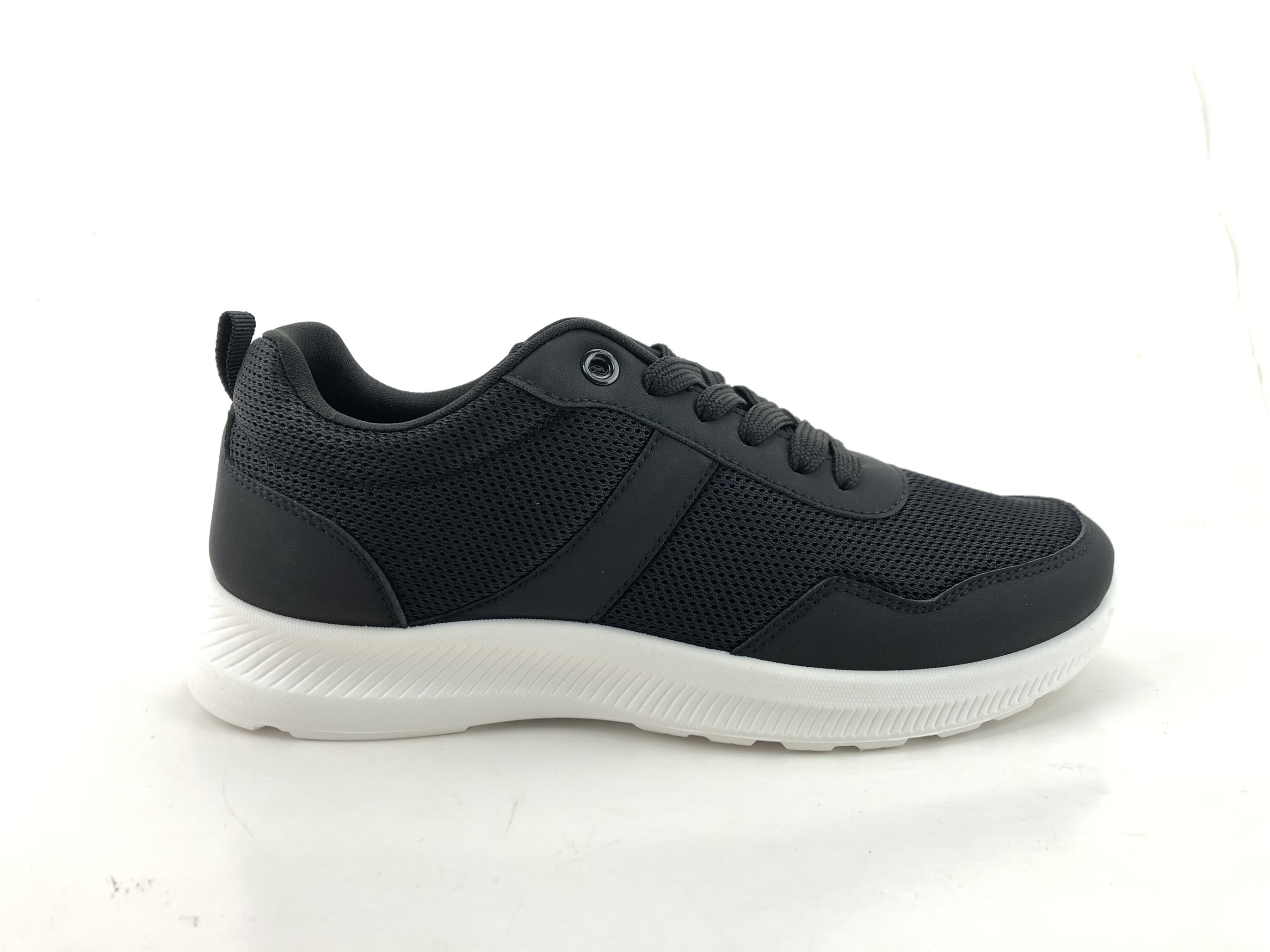 Sport shoe，Injection sport shoe