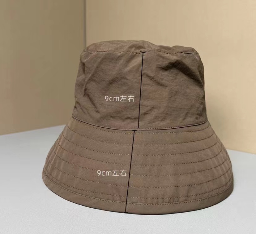 Bucket hat