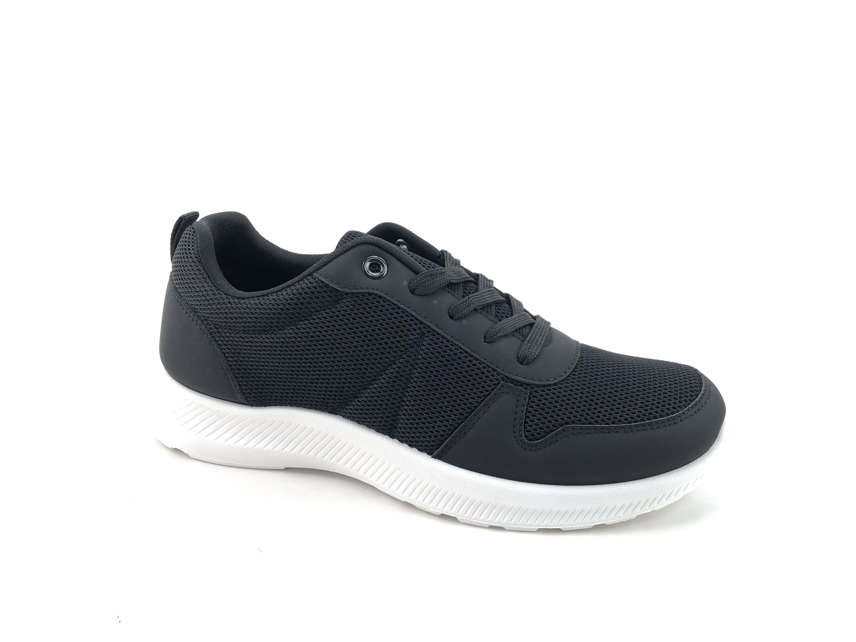 sport shoe，Injection sport shoe